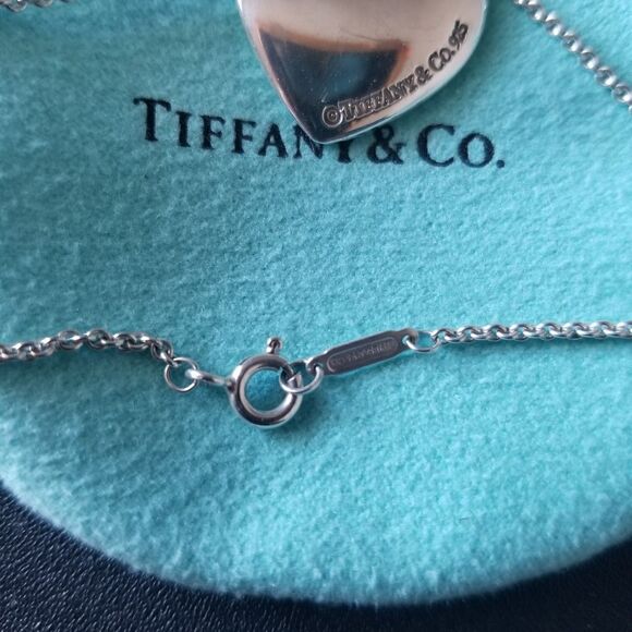 Tiffany & Co. Cutout Heart Necklace - Picture 9 of 10